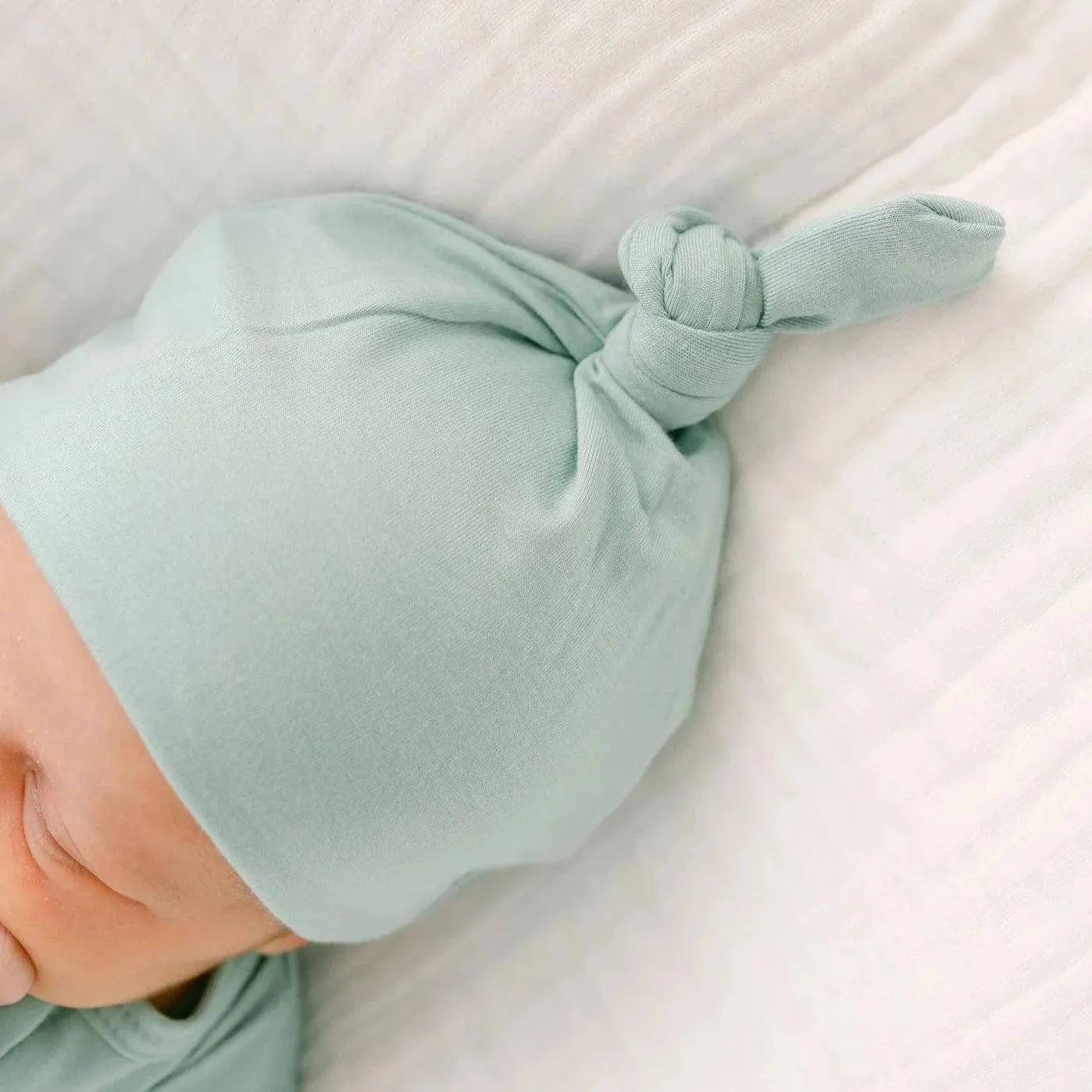 Knotted Button Baby Gown & Hat Set - Mint